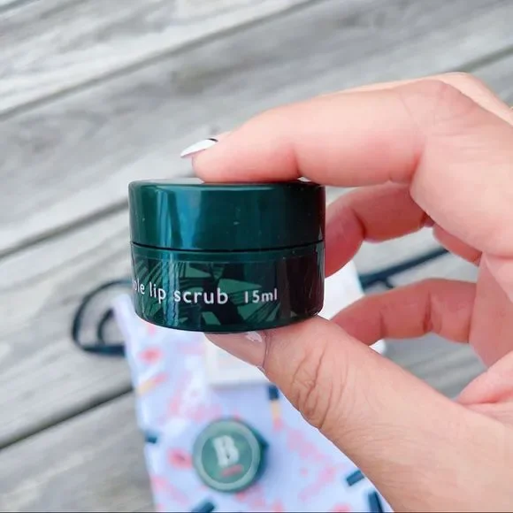 2x Bali Balm Pineapple Lip Scrub NEW Unused - Picture 3 of 4